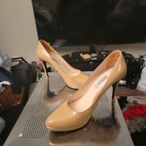 PRADA Beige Patent Leather Platform Pointed-Toe Pumps - Picture 15 of 15